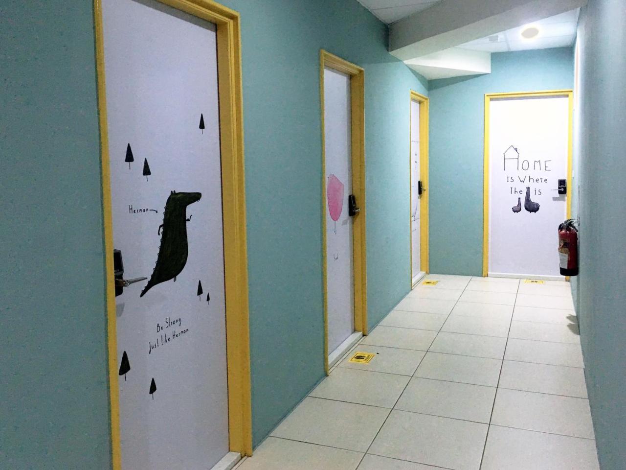 Wei Yang Guest House Tainan Esterno foto