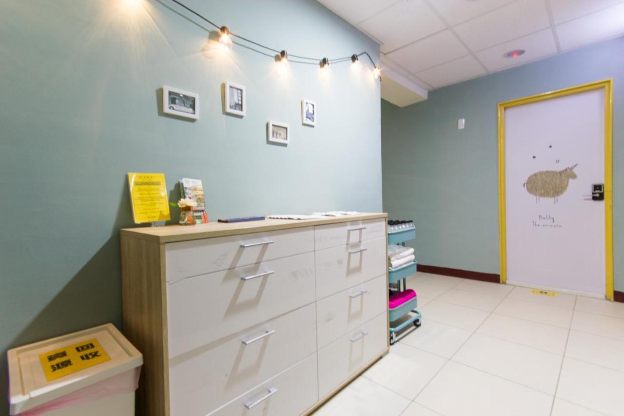 Wei Yang Guest House Tainan Esterno foto