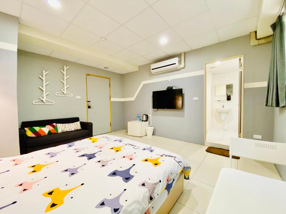 Wei Yang Guest House Tainan Esterno foto